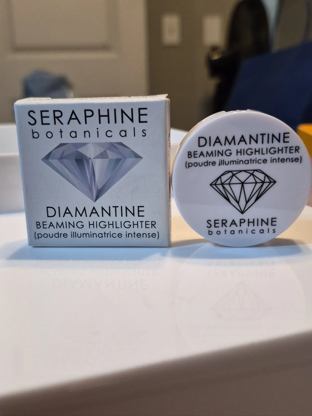 Seraphine Botanicals Diamantine Beaming Highlighter: Oyster, .07oz (Travel), NIB - Picture 4 of 6